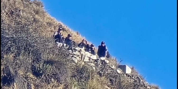 Yani llora a sus muertos y policía ingresa para la ITO