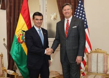 Bolivia y EEUU restituyen embajadores después de 17 años