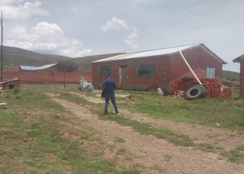 Mujer es apuñalada y buscan a su concubino