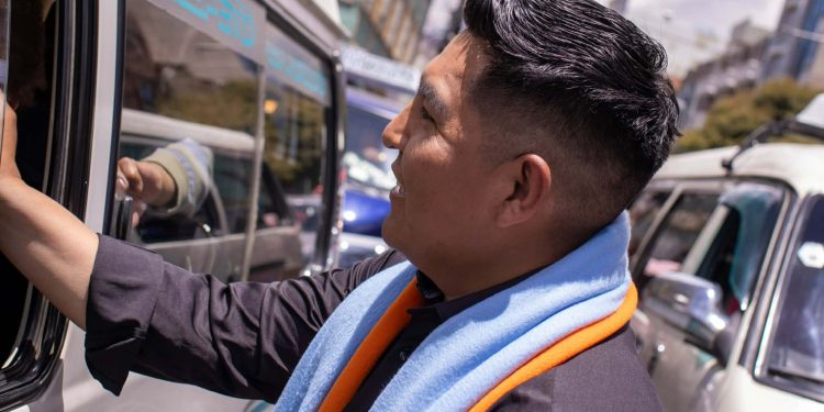 Rocha: «No se puede gobernar desde un escritorio, hay que estar en las calles escuchando a la gente”