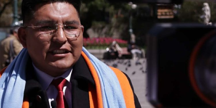 De denunciar la corrupción Estatal, a candidato a concejal por La Paz
