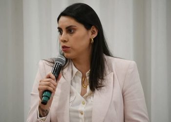 Por responsabilidad Andrea Barrientos renuncia como viceministra