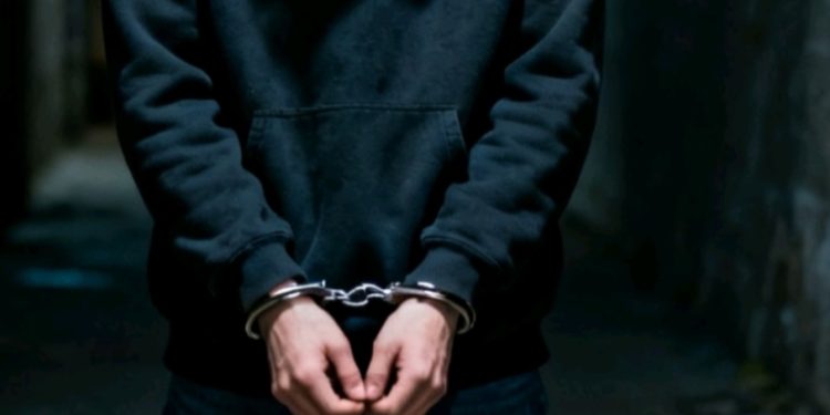 Policía frena intento de control minero ilegal en los Yungas