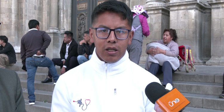 Denuncian retardación de justicia en investigación por corrupción de Napoleón Yahuasi