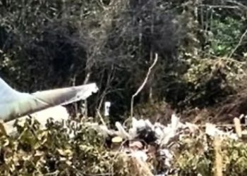 Conductor y acompañante caen con sacos de droga en puesto de control