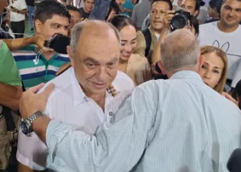 Marinkovic apoya a Ritter y reconfigura el escenario rumbo a la segunda vuelta